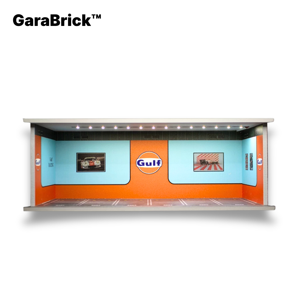 1:64 LED Garage Diorama - Illuminated Parking Lot Display Case with Racing Themes