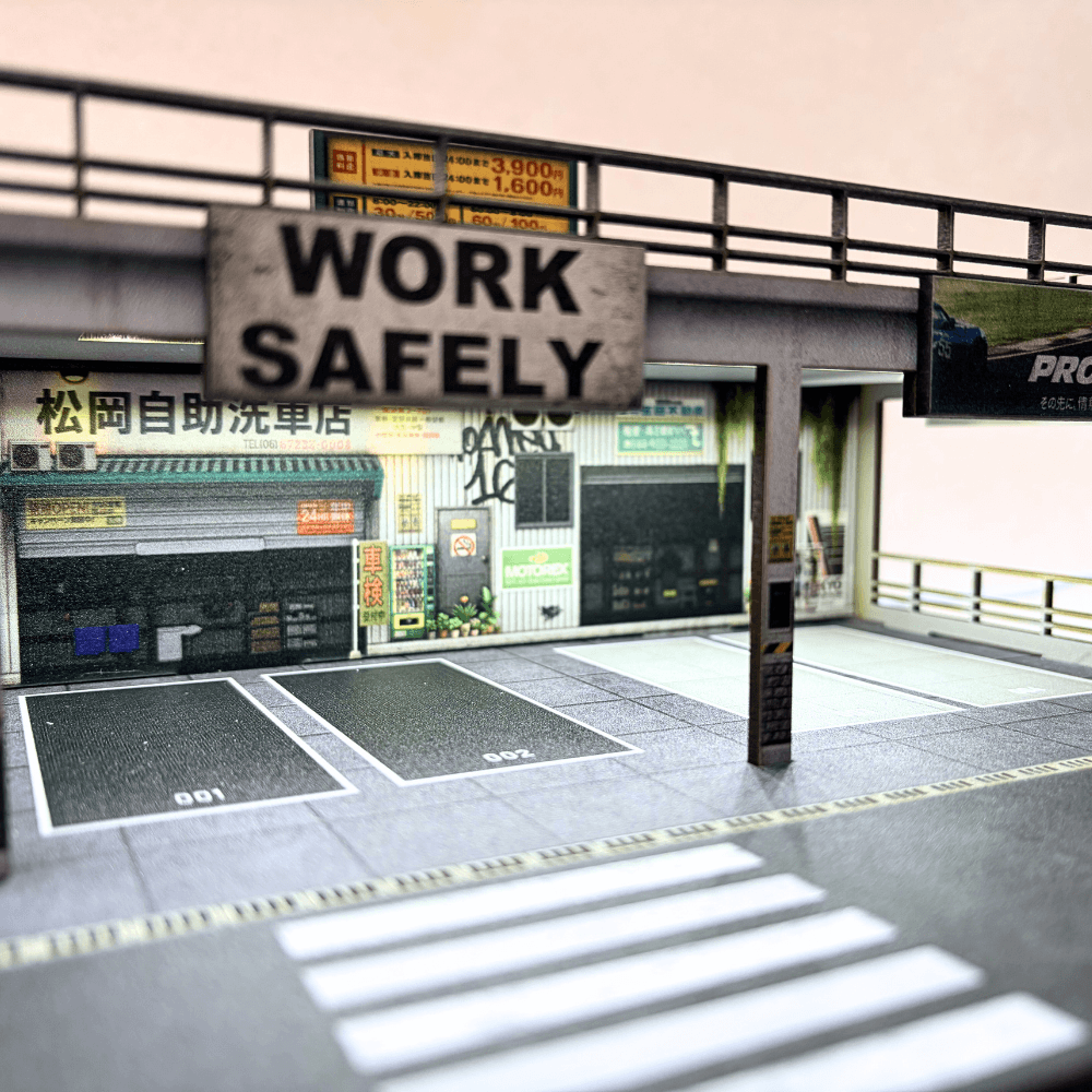 GaraBrick™ 1/64 LED Service Workshop, 2-Tier Diecast Repair Garage & Tuning Hub